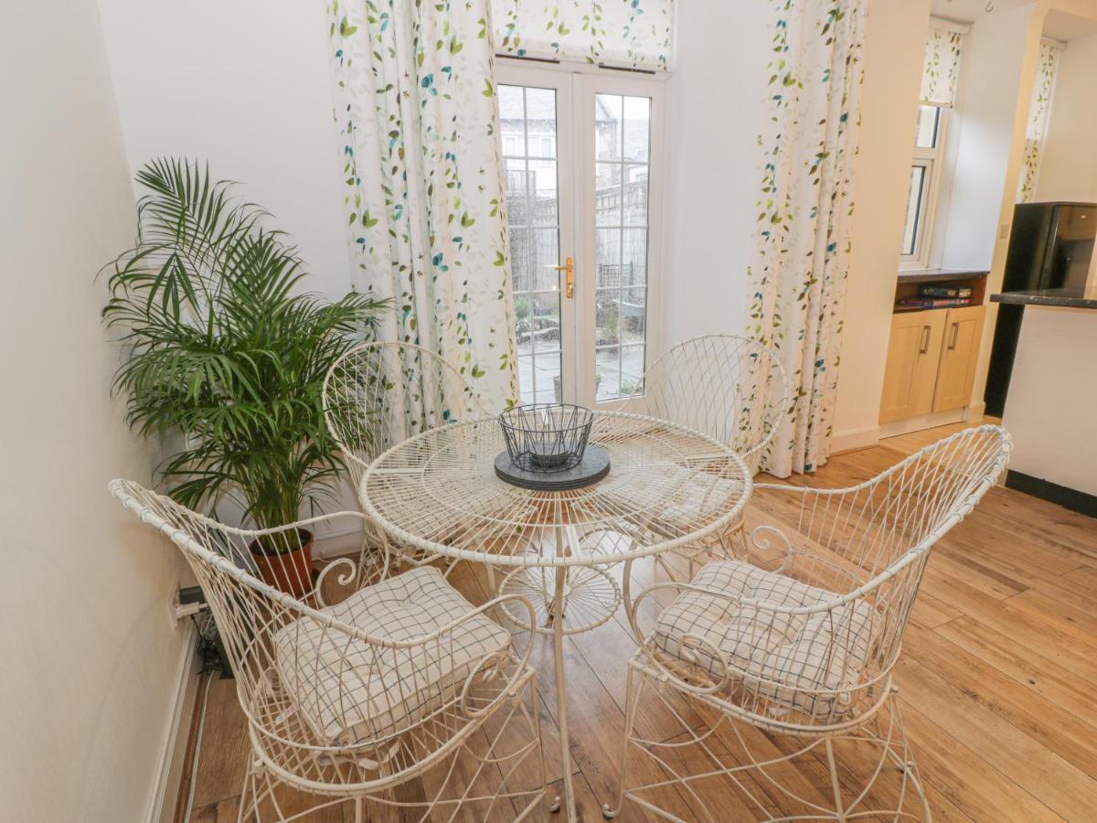 Garden Apartment Ayr Eksteriør billede