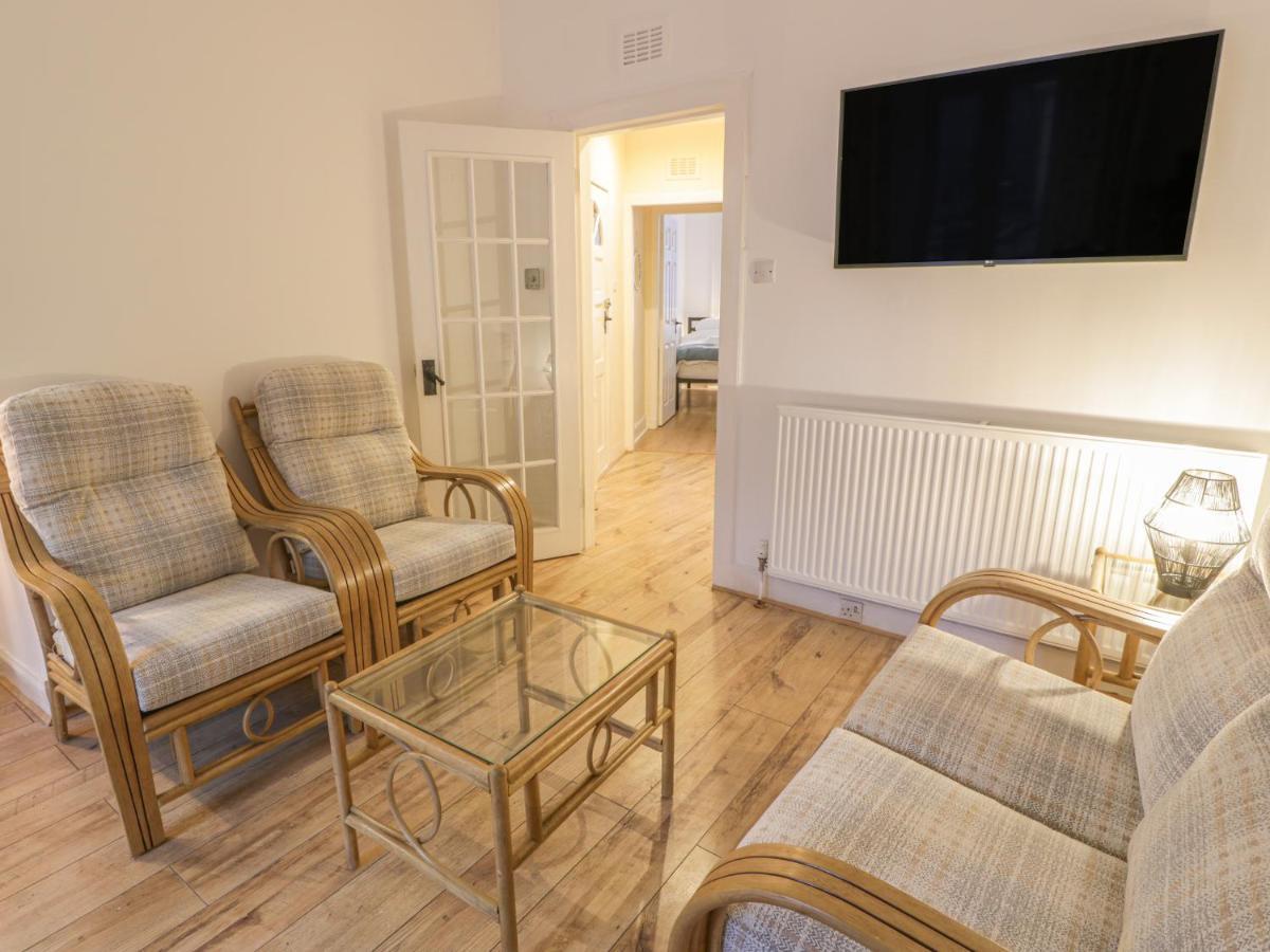 Garden Apartment Ayr Eksteriør billede